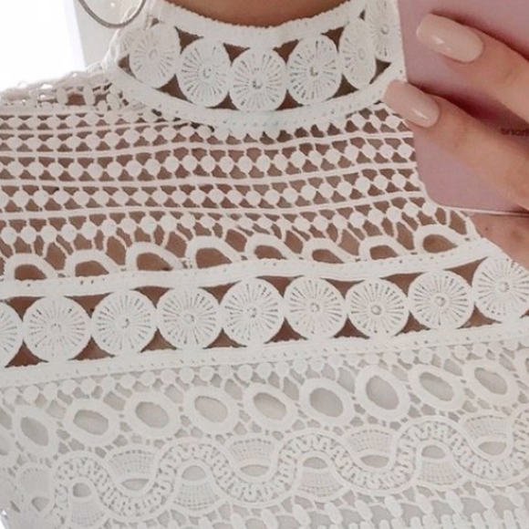 Crochet Lace Dress - Picture 4 of 4